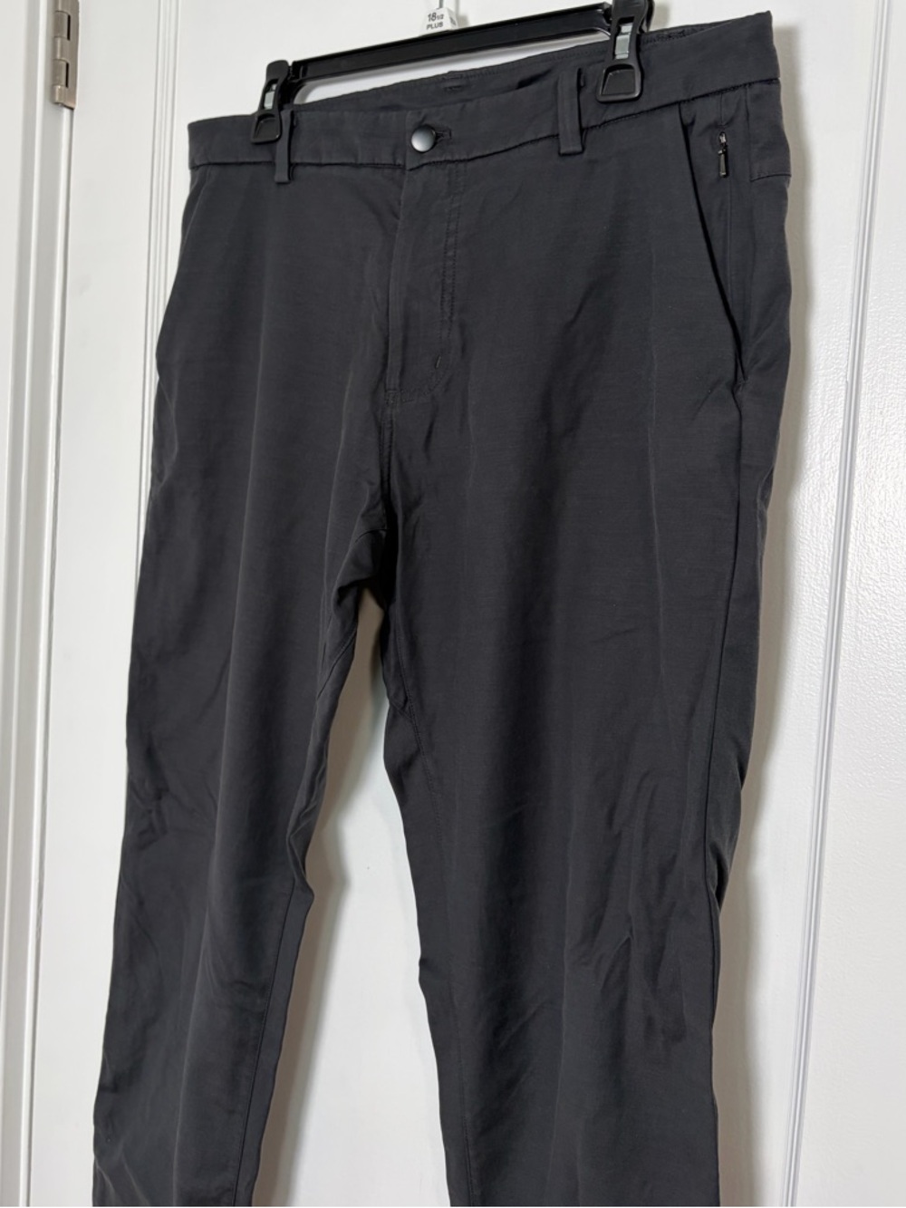 Lululemon Commission pants - Picture 3 of 16